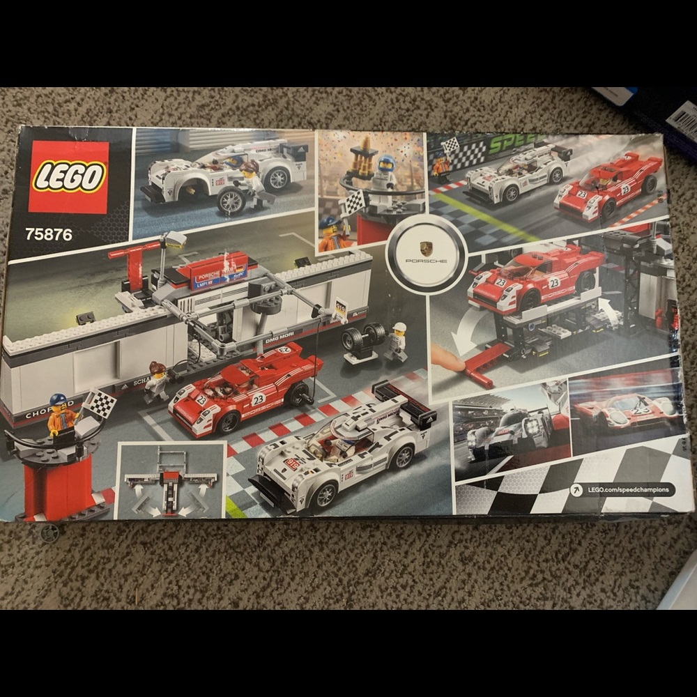 Lego garage
